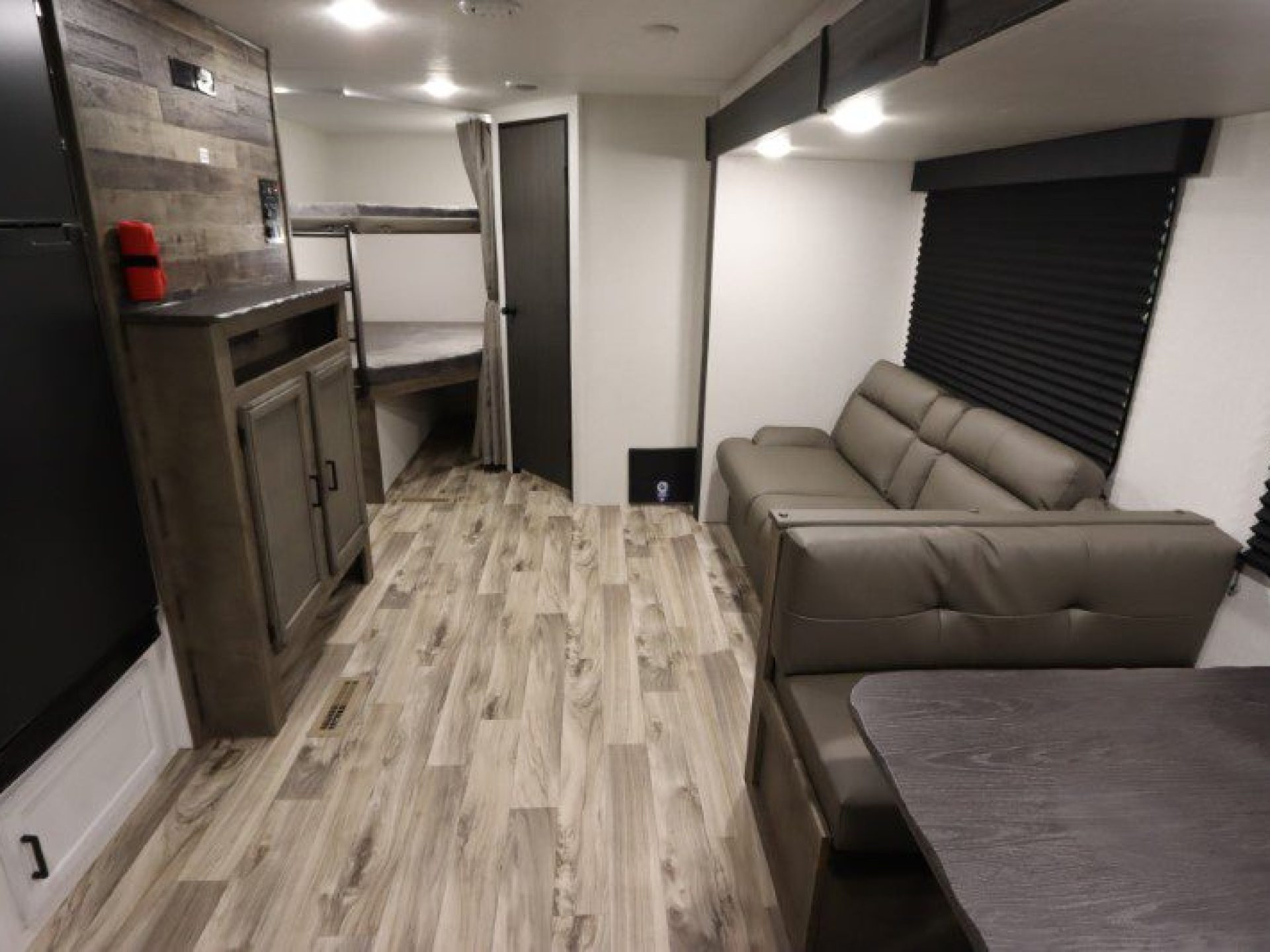 2024-stratus-sport-289vbhs-travel-trailer-regina-weyburn-watrous-23